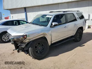 2019 Toyota 4Runner SR5 с VIN JTEBU5JR6K5652856, выставлен на аукционе Copart как лот 57349305 с пробегом 40 098 миль миль и Списание • Salvage title. История ставок и продаж доступна на DreamBid. Изображение 1.