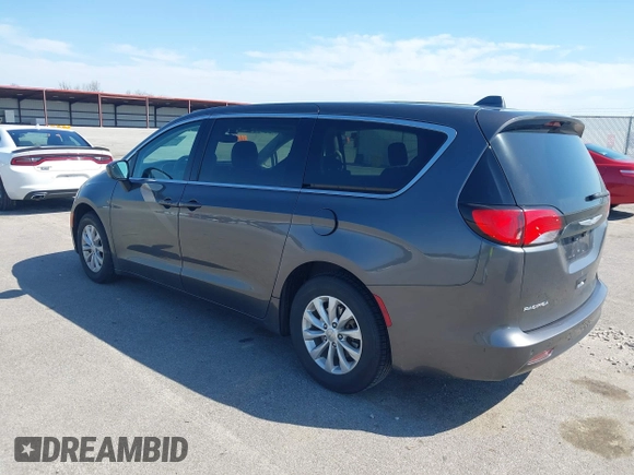 2017 Chrysler Pacifica Touring with VIN 2C4RC1DG0HR587782, listed as a IAAI auction lot 41954896 with 122,130 mi miles and . Bid and sale history available at DreamBid. Image 3.