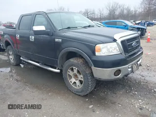 2006 Ford F-150 XLT with VIN 1FTPW14V96KD63001, listed as a IAAI auction lot 42061156 with 189,174 mi miles and . Bid and sale history available at carsss.com. Image 1.
