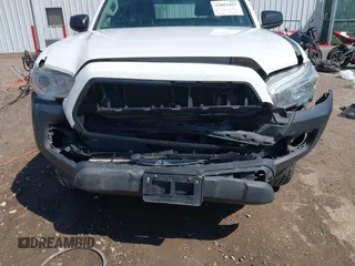 2018 Toyota Tacoma SR with VIN 5TFRX5GNXJX109804, listed as a IAAI auction lot 42055457 with 111,522 mi miles and . Bid and sale history available at DreamBid. Image 6.