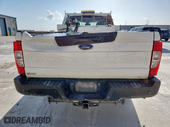 2020 Ford F-250 XL with VIN 1FT7X2B69LEC63957, listed as a Copart auction lot 60332945 with Not provided miles and Salvage title. Bid and sale history available at DreamBid. Image 6.