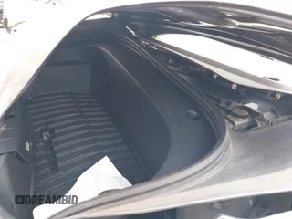 2020 Tesla Model 3 Long Range z VIN 5YJ3E1EB5LF801592, wystawiony jako IAAI lot #42096859 z przebiegiem 68 002 mil mil oraz . Historia ofert i sprzedaży dostępna na DreamBid. Obrazek 10.