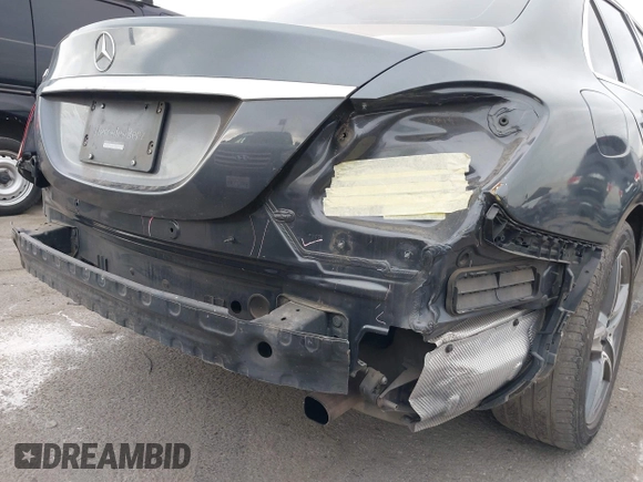 2016 Mercedes-Benz C 300 with VIN 55SWF4JB5GU129538, listed as a IAAI auction lot 38329587 with 113,111 mi miles and . Bid and sale history available at DreamBid. Image 6.