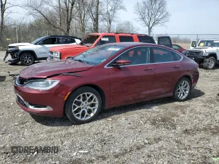 2015 Chrysler 200 C z VIN 1C3CCCEGXFN610676, wystawiony jako Copart lot #50576045 z przebiegiem 183 912 mil mil oraz Tytuł czysty. Historia ofert i sprzedaży dostępna na DreamBid. Obrazek 1.