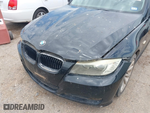 2011 BMW 3 Series 328i with VIN WBAPH7G58BNN05966, listed as a IAAI auction lot 42596914 with 166,047 mi miles and . Bid and sale history available at DreamBid. Image 6.