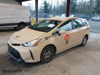 2015 Toyota Prius v Two with VIN JTDZN3EU4FJ030479, listed as a IAAI auction lot 41345263 with 1 mi miles. Bid and sale history available at carsss.com. Image 17.