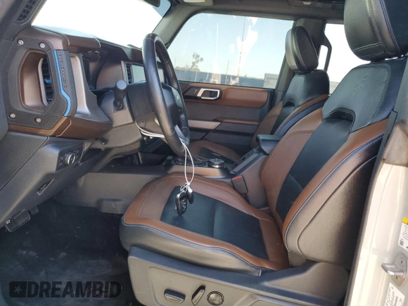 2022 Ford Bronco with VIN 1FMDE5BH9NLB13871, listed as a Copart auction lot 54178645 with 18,990 mi miles and Non repairable. Bid and sale history available at DreamBid. Image 7.