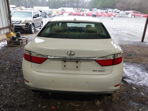 2013 Lexus ES 350 4dr Sdn with VIN JTHBK1GG1D2027096, listed as a IAAI auction lot 41771564 with NaN miles. Bid and sale history available at carsss.com. Image 16.