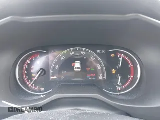 2024 Toyota RAV4 XLE Premium z VIN 2T3C1RFV6RW326346, wystawiony jako IAAI lot #42095364 z przebiegiem 4 610 mil mil oraz . Historia ofert i sprzedaży dostępna na DreamBid. Obrazek 7.