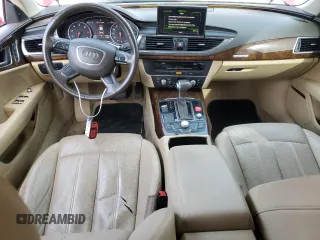 2012 Audi A7 Prestige z VIN WAU2GAFC5CN155806, wystawiony jako Copart lot #49988255 z przebiegiem 141 604 mil mil oraz Szkody całkowita. Historia ofert i sprzedaży dostępna na DreamBid. Obrazek 8.