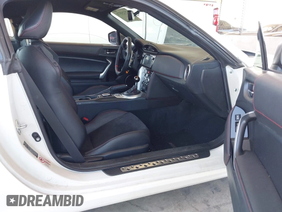 2018 Subaru BRZ Limited with VIN JF1ZCAC14J8601932, listed as a IAAI auction lot 42725571 with 71,348 mi miles and . Bid and sale history available at DreamBid. Image 5.