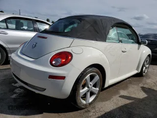 2007 Volkswagen Beetle with VIN 3VWFG31Y47M410557, listed as a Copart auction lot 74986374 with 78,144 mi miles and Salvage Title. Bid and sale history available at DreamBid. Image 3.