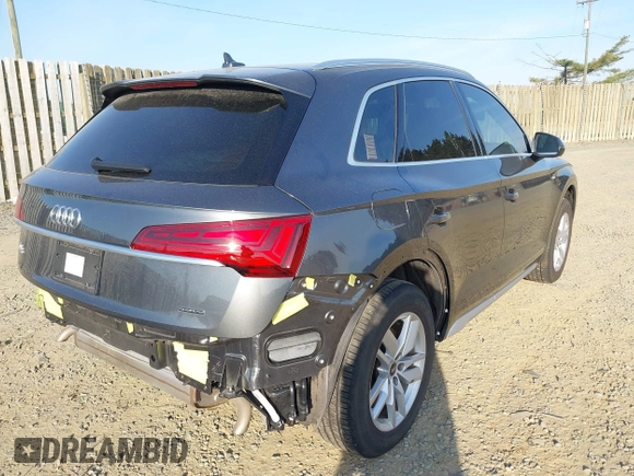 2022 Audi Q5 S line Premium z VIN WA1GAAFY0N2140330, wystawiony jako IAAI lot #41756318 z przebiegiem 39 165 mil mil oraz . Historia ofert i sprzedaży dostępna na DreamBid. Obrazek 4.