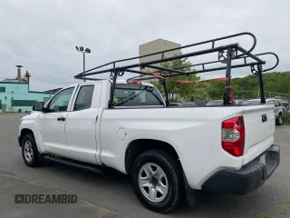 2016 Toyota Tundra SR z VIN 5TFRM5F18GX095787, wystawiony jako Copart lot #58425245 z przebiegiem 227 425 mil mil oraz Czysty tytuł • Clean title. Historia ofert i sprzedaży dostępna na DreamBid. Obrazek 3.