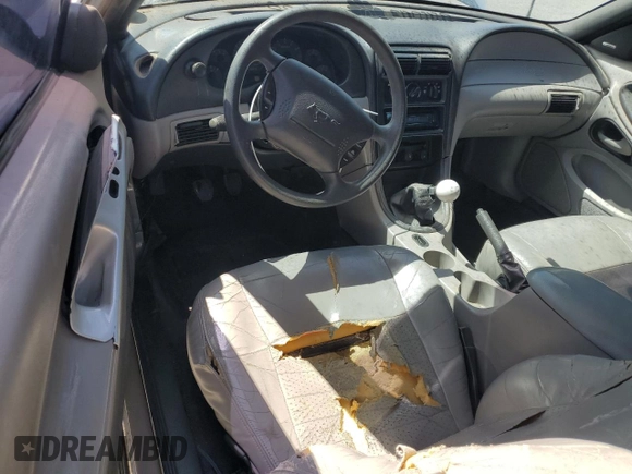 2001 Ford Mustang GT Deluxe z VIN 1FAFP42X61F165305, wystawiony jako Copart lot #53828935 z przebiegiem 175 538 mil mil oraz Szkoda całkowita • Salvage title. Historia ofert i sprzedaży dostępna na DreamBid. Obrazek 8.