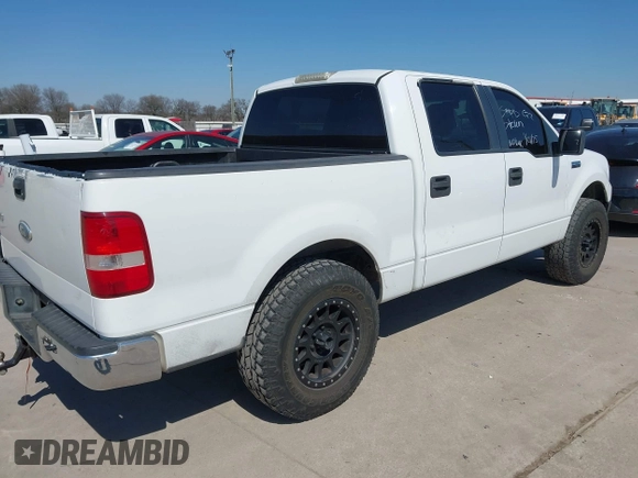 2007 Ford F-150 XLT with VIN 1FTRW12W07KB72332, listed as a IAAI auction lot 41629896 with 187,426 mi miles. Bid and sale history available at carsss.com. Image 4.