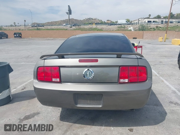 2005 Ford Mustang Deluxe with VIN 1ZVFT80N355185003, listed as a IAAI auction lot 42030961 with 219,973 mi miles. Bid and sale history available at carsss.com. Image 16.