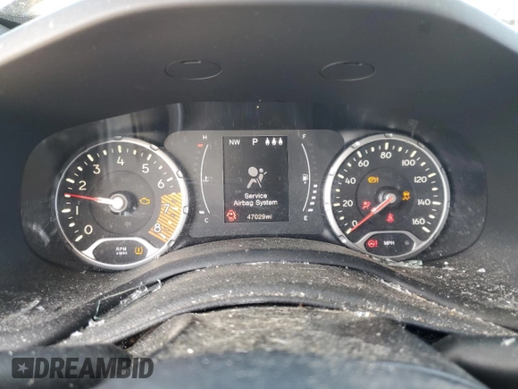 2019 Jeep Renegade Latitude z VIN ZACNJBBB2KPK16147, wystawiony jako Copart lot #56896855 z przebiegiem 47 029 mil mil oraz Szkoda całkowita • Salvage title. Historia ofert i sprzedaży dostępna na DreamBid. Obrazek 9.