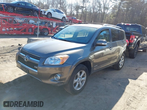 2011 Toyota RAV4 Ltd with VIN 2T3DK4DV0BW060285, listed as a IAAI auction lot 41677068 with 61,636 mi miles. Bid and sale history available at carsss.com. Image 18.