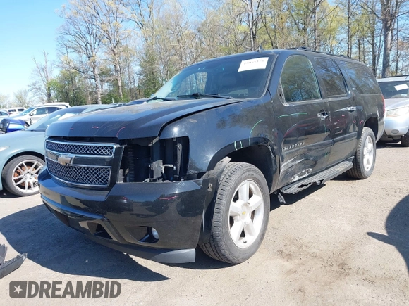 2008 Chevrolet Suburban LTZ with VIN 1GNFK16308R272980, listed as a IAAI auction lot 42055176 with 269,262 mi miles. Bid and sale history available at carsss.com. Image 2.