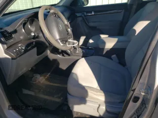 2013 Kia Sorento LX with VIN 5XYKT4A2XDG344717, listed as a Copart auction lot 49979575 with 237,285 mi miles and Clean Title. Bid and sale history available at carsss.com. Image 7.