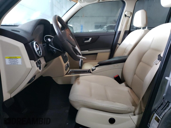 2013 Mercedes-Benz GLK 250 with VIN WDCGG0EB4DG113980, listed as a Copart auction lot 44364865 with 99,752 mi miles and Clean Title. Bid and sale history available at DreamBid. Image 7.