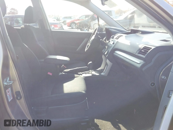 2015 Subaru Forester 2.5i Premium with VIN JF2SJADC4FH409078, listed as a IAAI auction lot 40731696 with 171,874 mi miles. Bid and sale history available at carsss.com. Image 5.