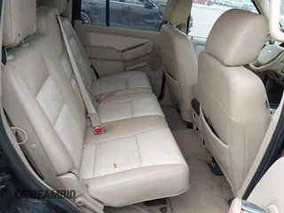 2006 Ford Explorer Eddie Bauer z VIN 1FMEU74806UA38750, wystawiony jako IAAI lot #42684165 z przebiegiem 140 550 mil mil oraz . Historia ofert i sprzedaży dostępna na DreamBid. Obrazek 8.