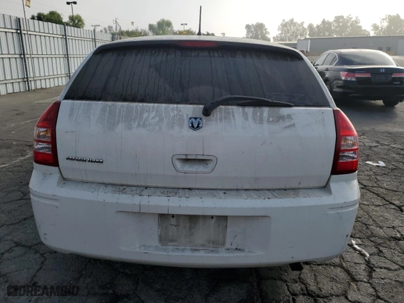 2008 Dodge Magnum with VIN 2D4FV47T18H147683, listed as a Copart auction lot 70152484 with 142,894 mi miles and Clean Title. Bid and sale history available at carsss.com. Image 6.