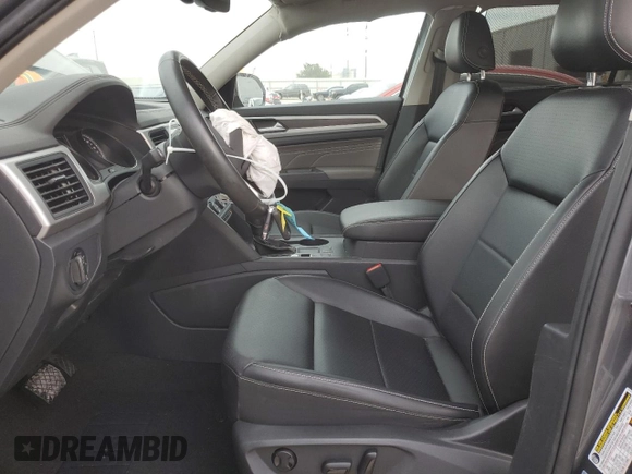 2021 Volkswagen Atlas SE with VIN 1V2WP2CA3MC607955, listed as a Copart auction lot 84155254 with 48,479 mi miles and Salvage title. Bid and sale history available at DreamBid. Image 7.