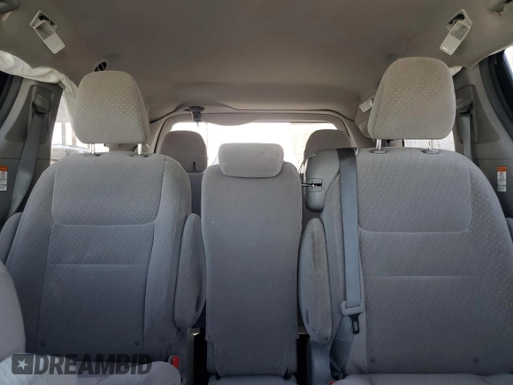 2019 Toyota Sienna LE Auto Access Seat with VIN 5TDKZ3DC9KS990733, listed as a Copart auction lot 51219635 with 87,644 mi miles and Non Repairable. Bid and sale history available at DreamBid. Image 10.