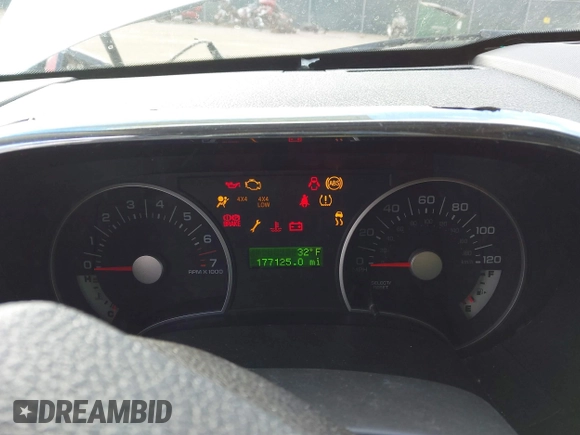 2009 Ford Explorer XLT z VIN 1FMEU73E89UA39544, wystawiony jako IAAI lot #41007332 z przebiegiem 177 125 mil mil oraz . Historia ofert i sprzedaży dostępna na DreamBid. Obrazek 7.