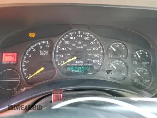 2002 GMC Yukon XL SLT with VIN 1GKEC16T12J146154, listed as a Copart auction lot 66349294 with 284,203 mi miles and Salvage Title. Bid and sale history available at carsss.com. Image 9.