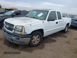 2003 Chevrolet Silverado 1500 with VIN 2GCEC19T531223479, listed as a IAAI auction lot 41706102 with 218,093 mi miles. Bid and sale history available at carsss.com. Image 2.