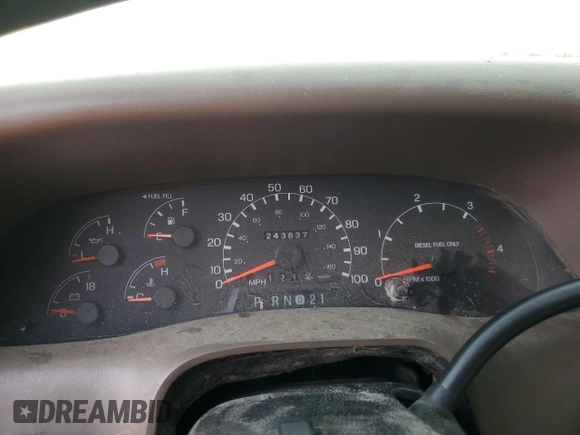 1999 Ford F-250 XL with VIN 1FTNX21F1XEC66642, listed as a Copart auction lot 43719795 with 243,637 mi miles and Salvage title. Bid and sale history available at DreamBid. Image 9.