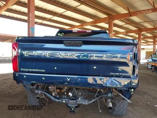 2021 Chevrolet Silverado 1500 Custom Trail Boss with VIN 1GCPYCEF8MZ364271, listed as a IAAI auction lot 41997034 with 37,574 mi miles and . Bid and sale history available at DreamBid. Image 16.