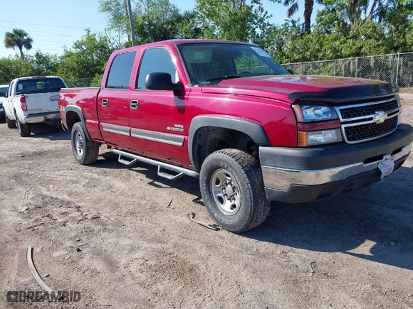 2006 Chevrolet Silverado 2500HD LT1 with VIN 1GCHK23D36F171466, listed as a IAAI auction lot 41772737 with NaN miles. Bid and sale history available at carsss.com. Image 1.