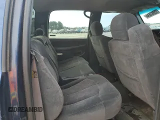 2001 Chevrolet Silverado 1500HD LS z VIN 1GCGC13U31F155179, wystawiony jako Copart lot #75987634 z przebiegiem 200 080 mil mil oraz Szkoda całkowita • Salvage title. Historia ofert i sprzedaży dostępna na DreamBid. Obrazek 11.