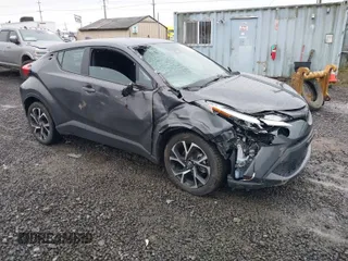 2022 Toyota C-HR XLE with VIN NMTKHMBX0NR143424, listed as a IAAI auction lot 41563041 with 17,074 mi miles. Bid and sale history available at carsss.com. Image 1.