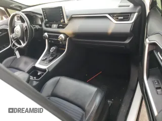 2020 Toyota RAV4 Hybrid XSE with VIN JTMEWRFV5LD541943, listed as a Copart auction lot 84005364 with 88,435 mi miles and Salvage title. Bid and sale history available at DreamBid. Image 8.
