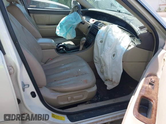 2000 Toyota Avalon XL с VIN 4T1BF28B6YU010346, выставлен на аукционе IAAI как лот 42055609 с пробегом 231 627 миль миль и . История ставок и продаж доступна на DreamBid. Изображение 5.