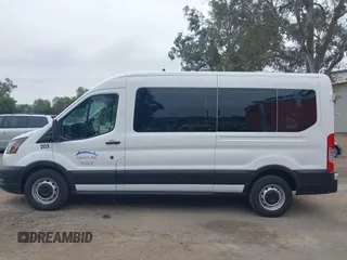 2023 Ford Transit Passenger XL с VIN 1FDAX2C80PKA74557, выставлен на аукционе IAAI как лот 41864316 с пробегом 50 640 миль миль и . История ставок и продаж доступна на DreamBid. Изображение 14.