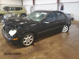 2004 Mercedes-Benz C 240 с VIN WDBRF61J94A603690, выставлен на аукционе Copart как лот 47736335 с пробегом 177 050 миль миль и Списание • Salvage title. История ставок и продаж доступна на DreamBid. Изображение 1.