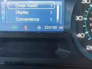 2015 Ford Explorer z VIN 1FM5K7B83FGC12754, wystawiony jako IAAI lot #42296111 z przebiegiem 224 135 mil mil oraz . Historia ofert i sprzedaży dostępna na DreamBid. Obrazek 16.