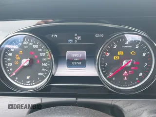 2017 Mercedes-Benz E 300 Luxury with VIN WDDZF4KB3HA081096, listed as a IAAI auction lot 42297801 with 128,798 mi miles and . Bid and sale history available at DreamBid. Image 7.