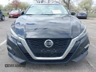 2022 Nissan Altima SV z VIN 1N4BL4DV8NN318591, wystawiony jako IAAI lot #42039464 z przebiegiem 73 129 mil mil oraz . Historia ofert i sprzedaży dostępna na DreamBid. Obrazek 12.