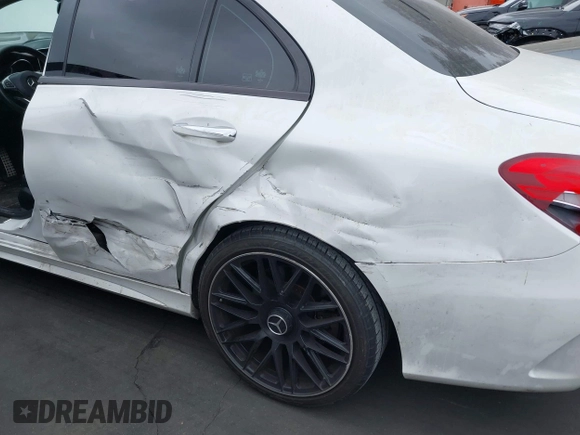 2018 Mercedes-Benz C 43 AMG with VIN 55SWF6EB5JU235937, listed as a IAAI auction lot 42050650 with 67,876 mi miles and . Bid and sale history available at carsss.com. Image 6.