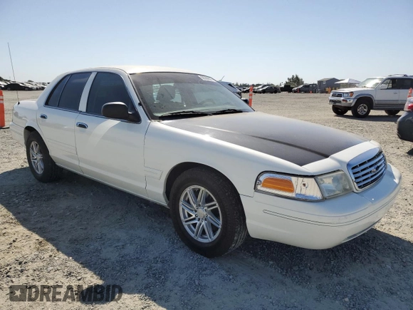 2005 Ford Police Interceptor z VIN 2FAFP71W95X144873, wystawiony jako Copart lot #58260905 z przebiegiem 135 986 mil mil oraz Szkoda całkowita • Salvage title. Historia ofert i sprzedaży dostępna na DreamBid. Obrazek 4.