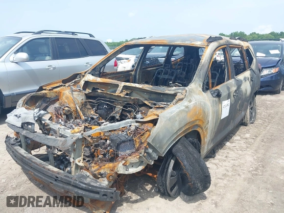 2019 Subaru Ascent Premium with VIN 4S4WMAFD8K3409973, listed as a IAAI auction lot 42524902 with Not provided miles and . Bid and sale history available at DreamBid. Image 6.