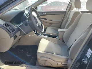 2006 Honda Accord LX SE z VIN 1HGCM56326A033117, wystawiony jako Copart lot #52308625 z przebiegiem 137 419 mil mil oraz Nie do naprawy • Non repairable. Historia ofert i sprzedaży dostępna na DreamBid. Obrazek 7.